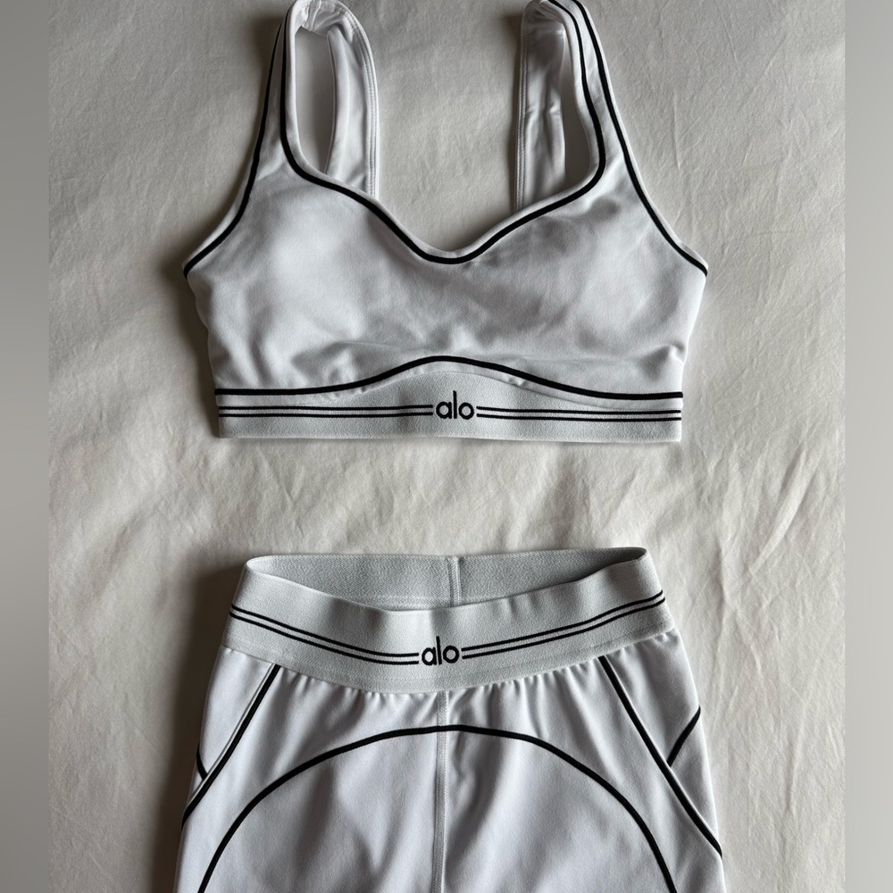 ALO Yoga SET - Picture 3 of 3